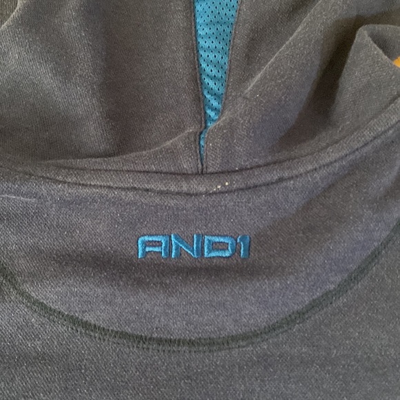 Vintage And 1 Hoodie - Picture 4 of 6